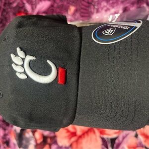 Cincinnati Bearcats New Era Black Cap with Red and White Embroidery